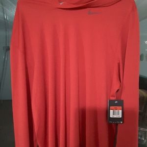 Nike hoodie shirt very nice nwt tiger woods red!!!